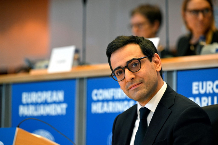 Stephane Séjourné, le 12 novembre 2024, à Bruxelles ( AFP / NICOLAS TUCAT )