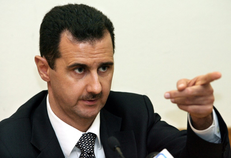 Bachar al-Assad, à Moscou, en 2006 ( AFP / YURI KADOBNOV )