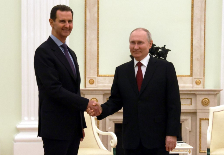 Bachar al-Assad et Vladimir Poutine à Moscou, en Russie, le 15 mars 2023. ( SPUTNIK / VLADIMIR GERDO )