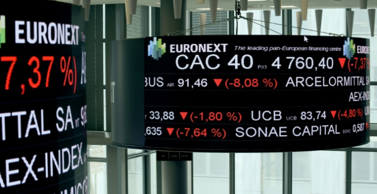 La salle de contrôle d'Euronext, société qui gère la Bourse de Paris ( AFP / ERIC PIERMONT )