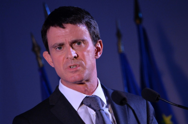 Manuel Valls, alors Premier ministre et ancien maire d'Evry, le 15 février 2016 à Corbeil-Essonnes, dans l'Essonne ( AFP / MIGUEL MEDINA )