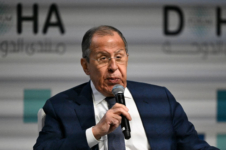 Sergueï Lavrov à Doha, au Qatar, le 7 décembre 2024. ( AFP / MAHMUD HAMS )