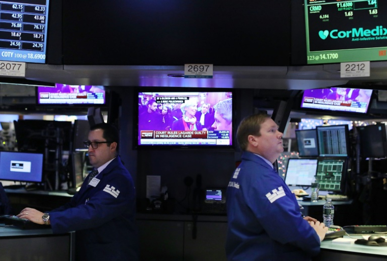 Des opérateurs du New York Stock Exchange ( GETTY IMAGES NORTH AMERICA / SPENCER PLATT )